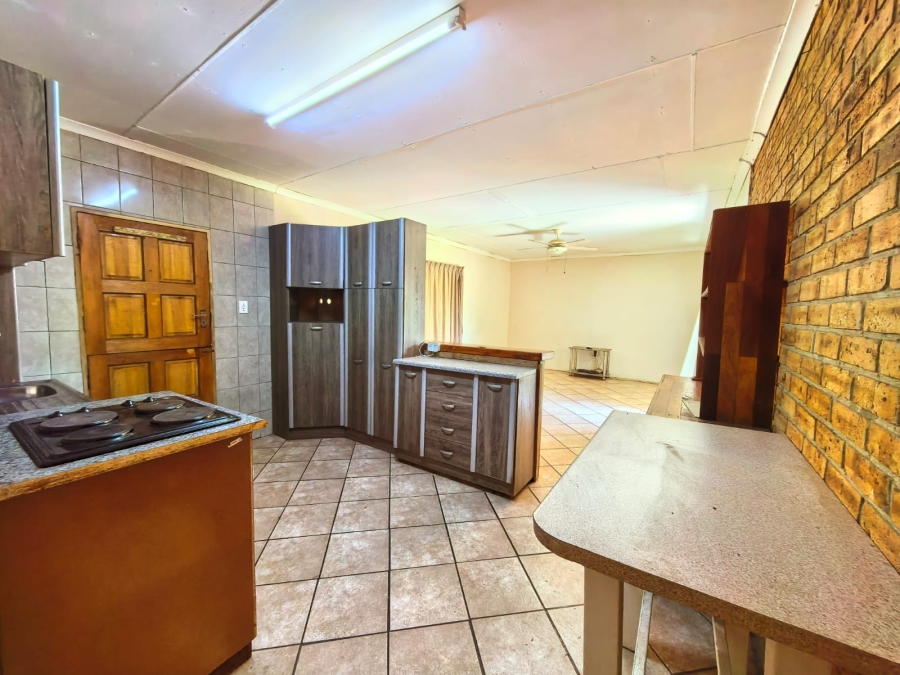 3 Bedroom Property for Sale in Roodia Free State